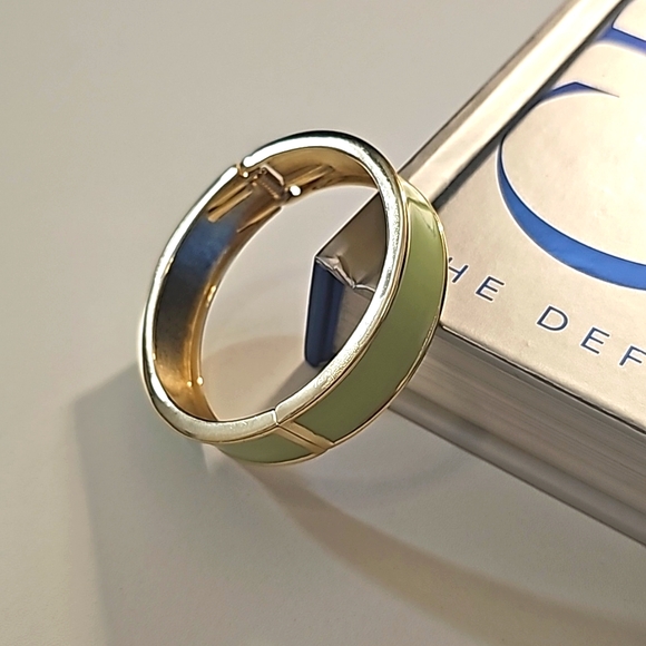 Vintage Jewelry - New Without Tag Gold Tone Enamel Cuff Bracelet.